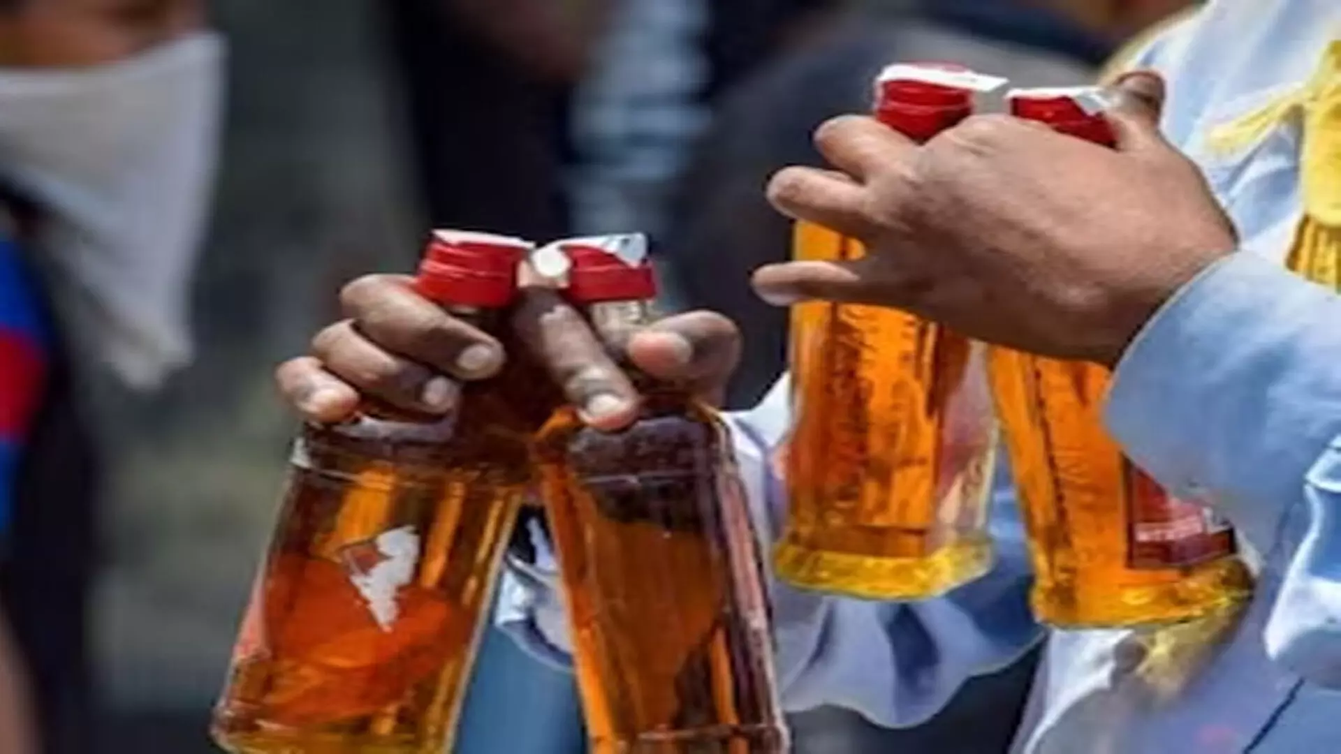 Bihar News : 2419 लीटर अंग्रेजी शराब बरामद