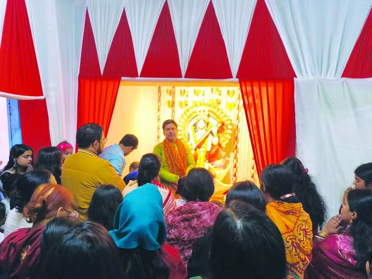 रवीन्द्रनाथ टैगोर क्लब लबान की ओर से बुधवार को सरस्वती पूजा मनाई गई