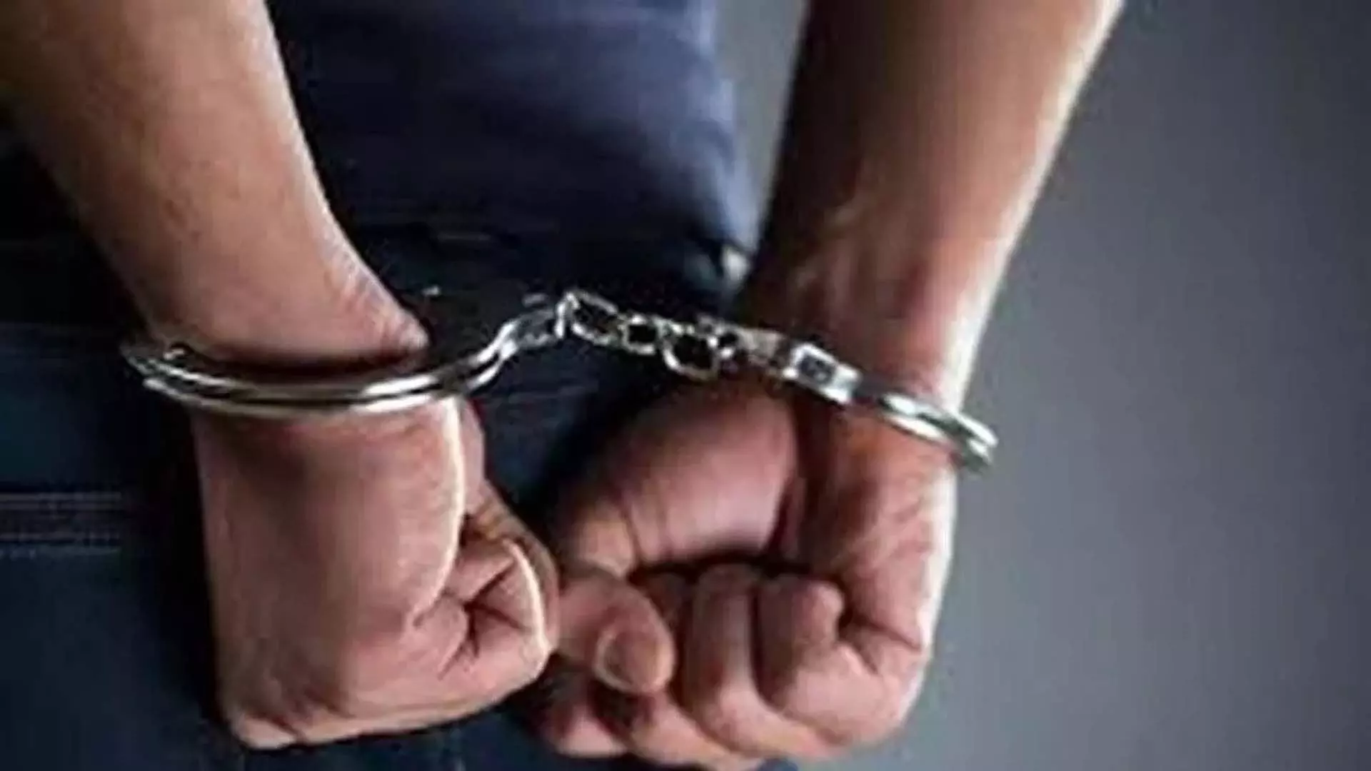 मणिपुर राइफल्स शस्त्रागार से हथियार लूटने के आरोप में 6 गिरफ्तार