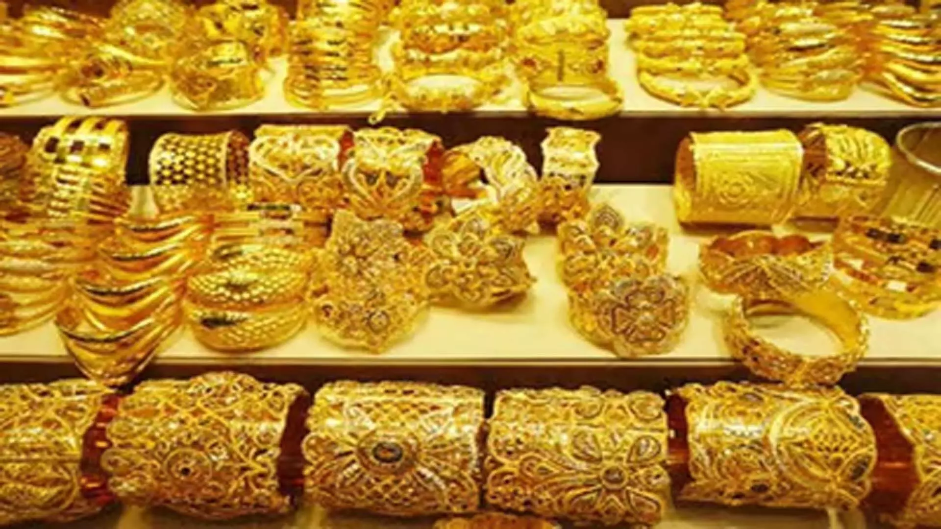 सोना, चांदी में 600 रुपये का उछाल, जानिए आज के ताजा भाव