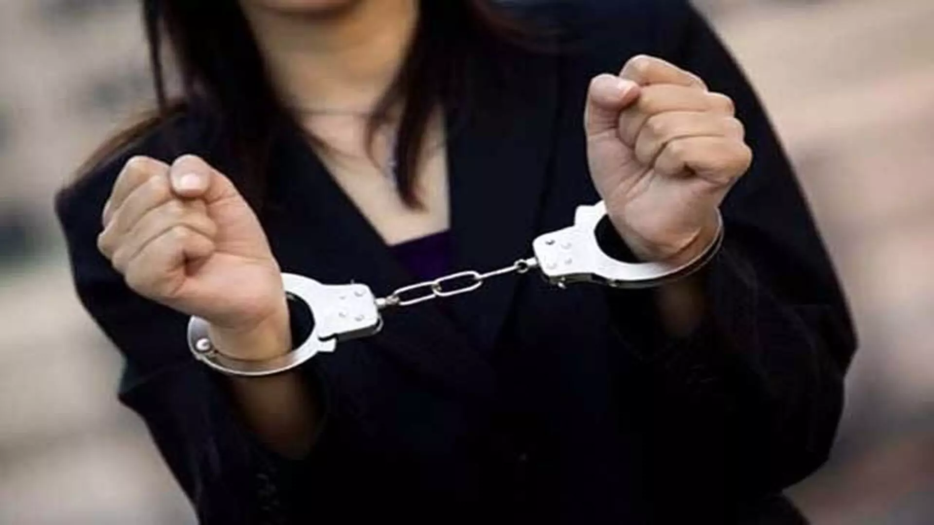 फर्जी मेडिकल सर्टिफिकेट के साथ तेलंगाना की महिला गिरफ्तार