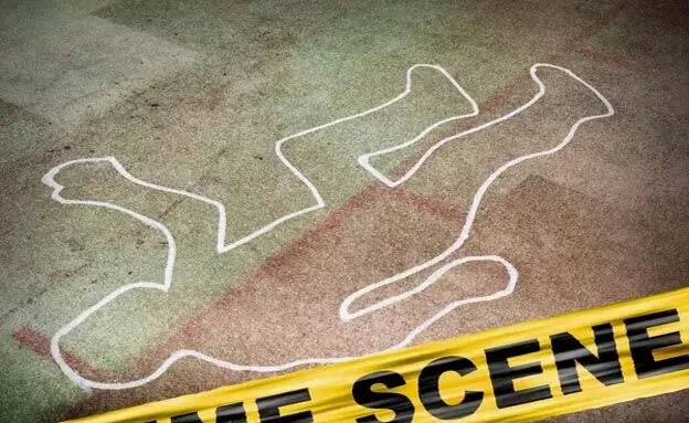 तीन स्कूली किशोरों की चाकू गोदकर बेरहमी से हत्या