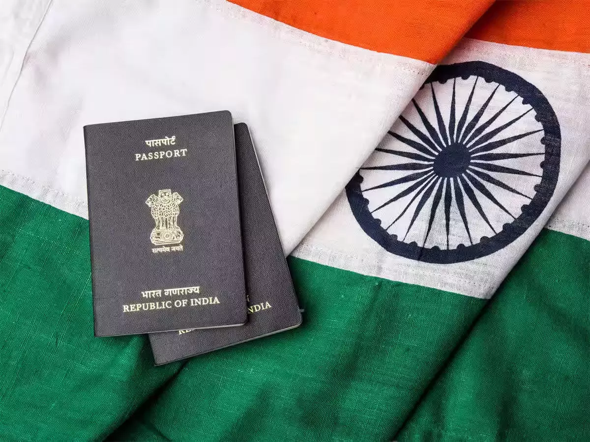 5 पाकिस्तानी हिंदू शरणार्थियों को मिली भारतीय नागरिकता