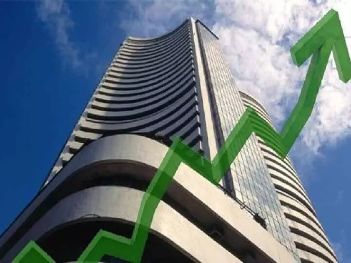 भारतीय शेयर सूचकांक लगातार पांचवें सत्र में उत्साहित