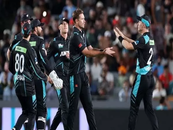 न्यूजीलैंड ने पहले टी20 मैच में ऑस्ट्रेलिया के खिलाफ टॉस जीतकर पहले बल्लेबाजी करने का फैसला किया