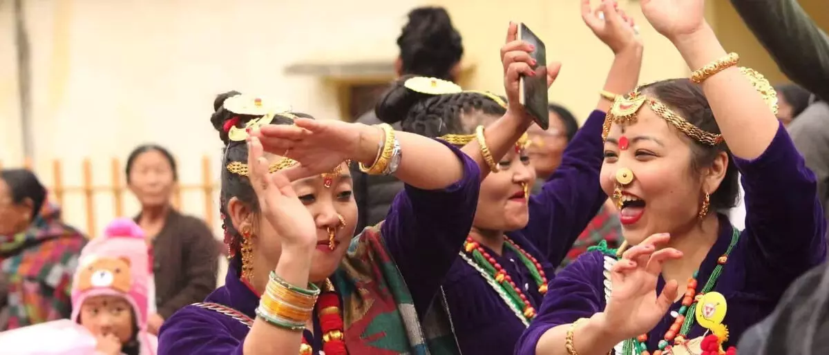 सिक्किम के जीवंत त्योहारों की खोज: संस्कृति और परंपरा की यात्रा