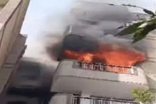दिल्ली के द्वारका अपार्टमेंट में आग लगने से 1 की मौत, 1 घायल