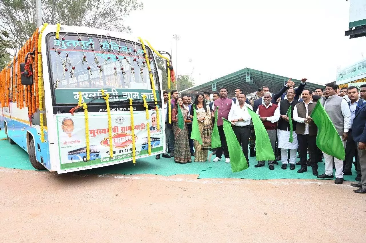 ग्रामीण क्षेत्रों में छात्रों, वरिष्ठ नागरिकों सहित कई वर्ग के लाभार्थियों के लिए मुफ्त बस सेवा शुरू