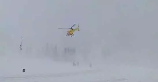 गुलमर्ग में भारी बर्फबारी से दो विदेशी पर्यटक लापता