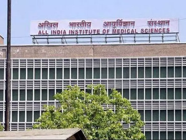 AIIMS Delhi: लकवाग्रस्त मरीजों को चलने में मदद के लिए एम्स दिल्ली विशेष एक्सोस्केलेटन कर रहा तैयार