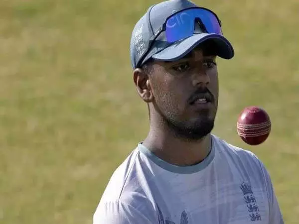 इंग्लैंड टीम के लेग स्पिनर रेहान अहमद अचानक घर हुए रवाना