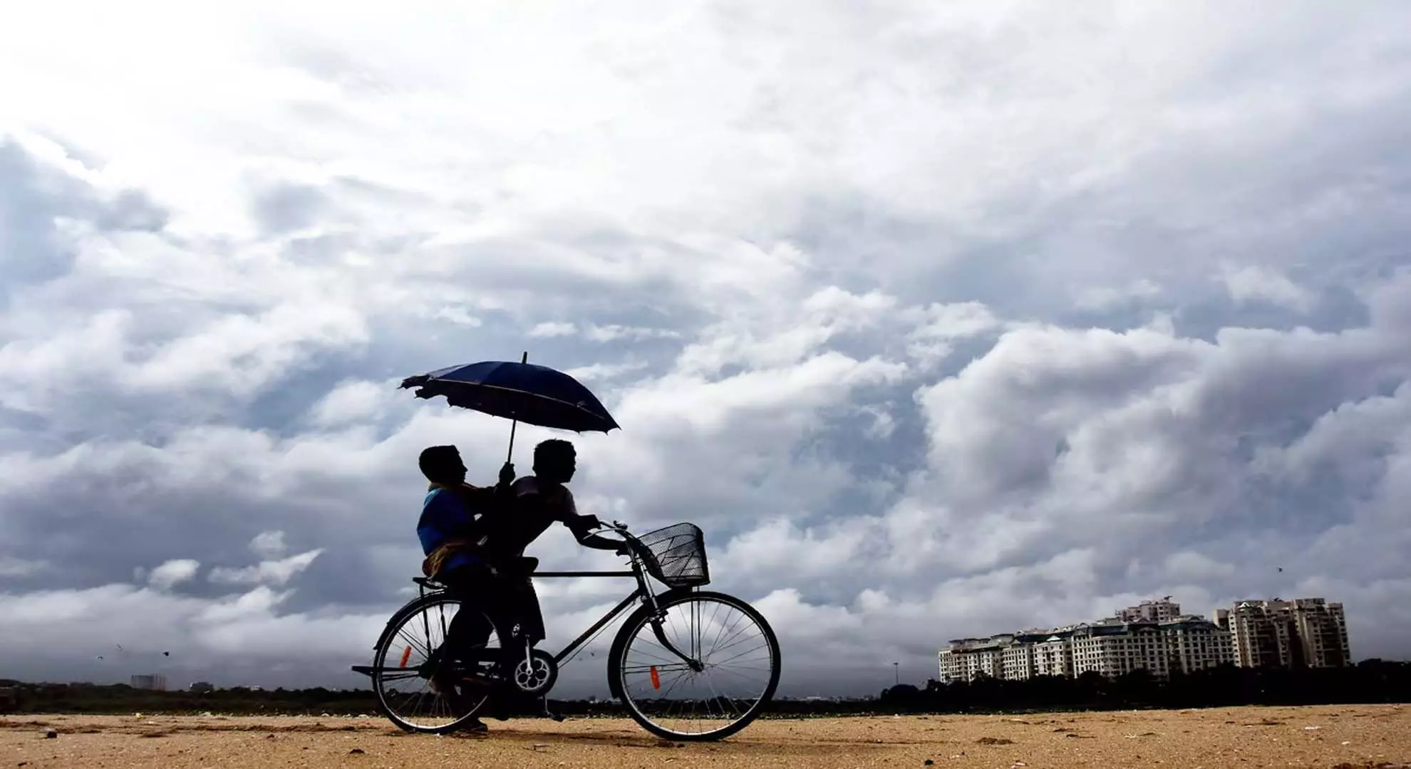 ओडिशा में 23 फरवरी से बारिश होगी, तापमान गिरेगा