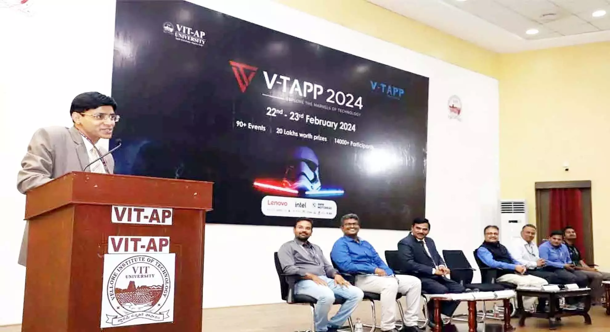 VIT-AP में V-TAPP-2024 तकनीकी उत्सव का शुभारंभ हुआ