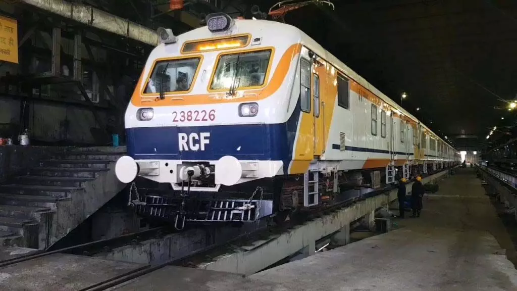 रेल लिंक से कश्मीर के फल उत्पादकों को उम्मीद जगी