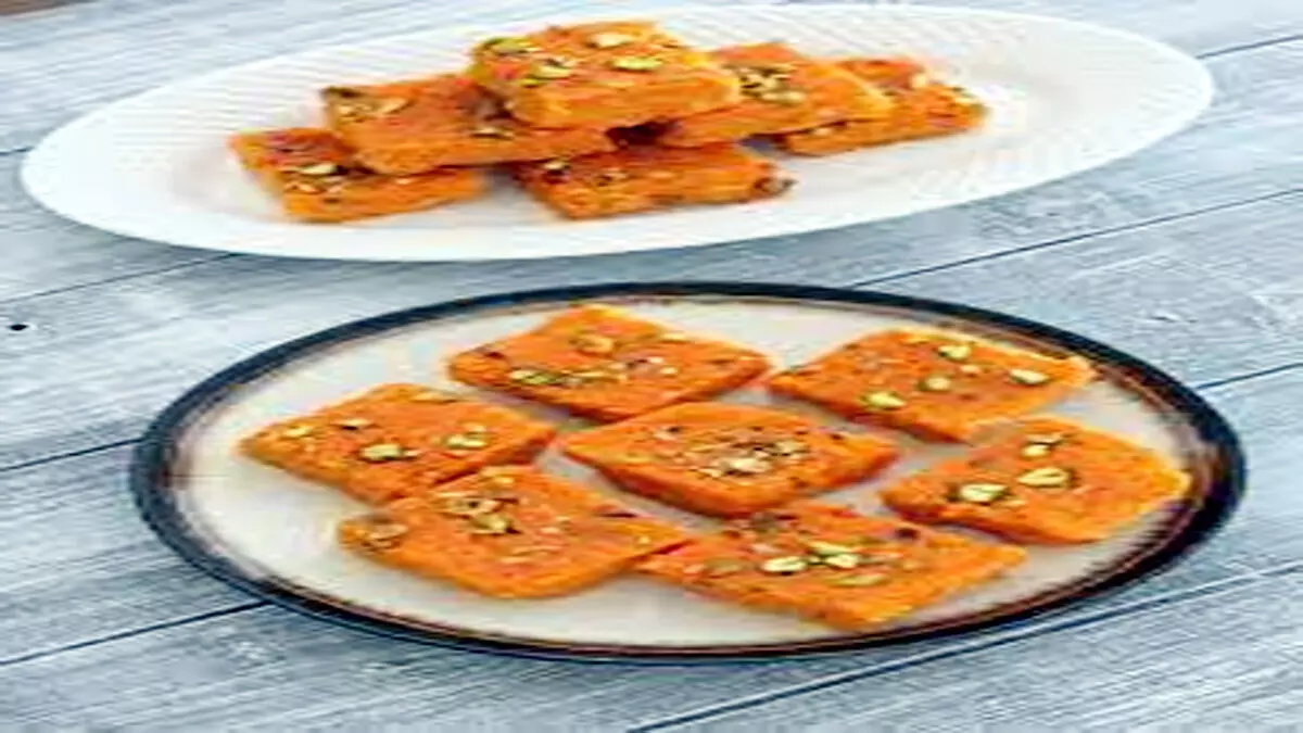 महाशिवरात्रि पर भोलेनाथ के प्रसाद में बनाएं गाजर से स्वीट डिश