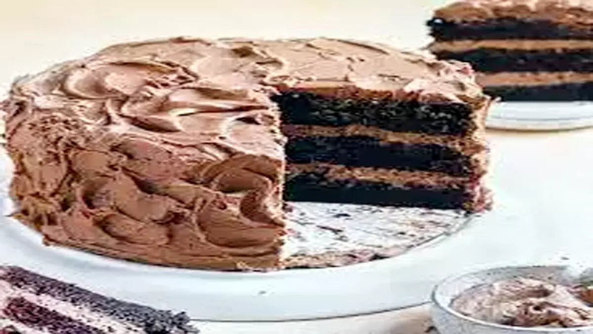 जन्मदिन पर  घर ही बनाएं शानदार और स्वादिष्ट Chocolate Cake