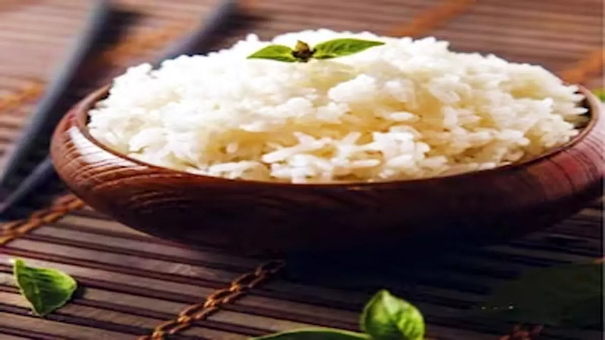 गर्म या ठंडा चावल सेहत के लिए क्या है बेस्ट,जानें एक्सपर्ट से