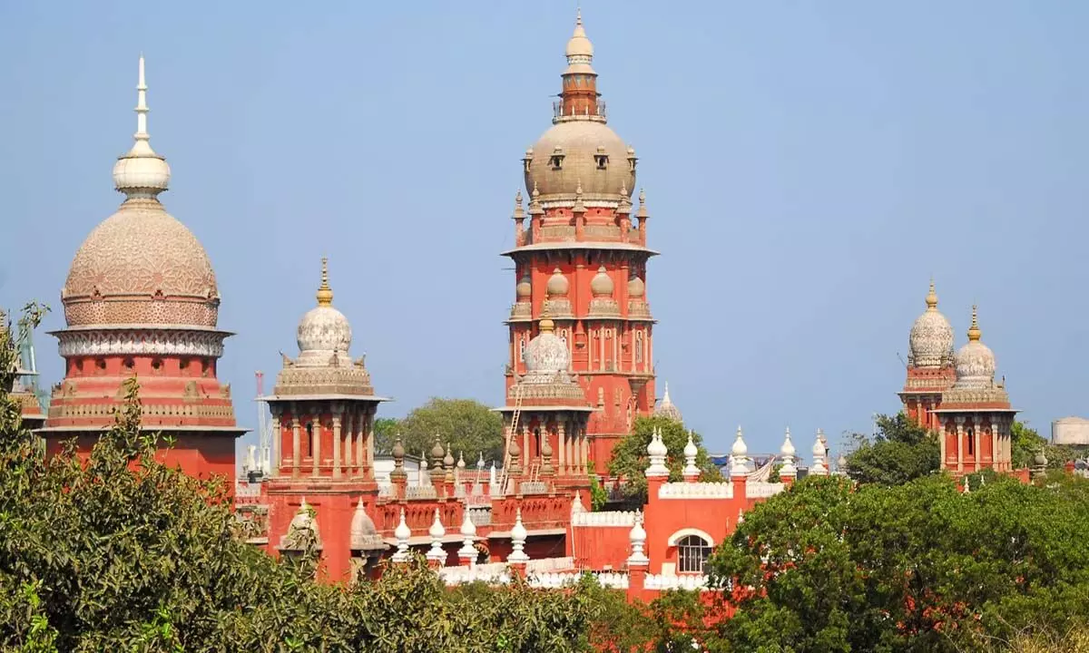 सरकारी कर्मचारियों के खिलाफ कार्रवाई में देरी से कार्यवाही प्रभावित होगी: मद्रास उच्च न्यायालय