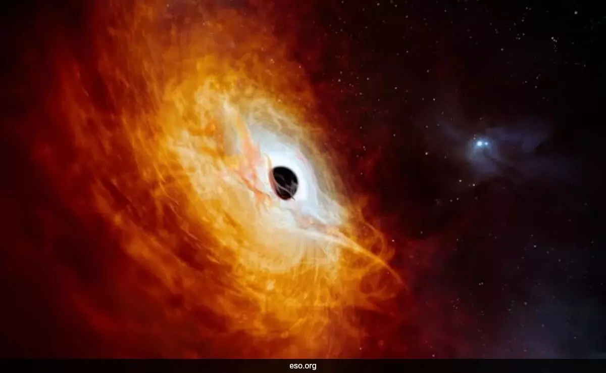 वैज्ञानिकों ने ब्रह्मांड की सबसे चमकीली वस्तु का पता लगाया: एक ब्लैक होल जो प्रतिदिन सूर्य को निगल रहा