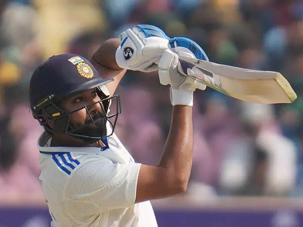 रोहित शर्मा ने इंग्लैंड के खिलाफ चौथे मैच के दौरान 4000 टेस्ट रन पूरे किए