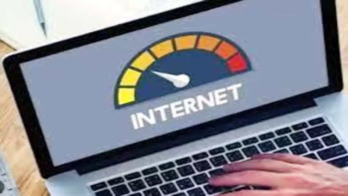 महाराष्ट्र के तीन जिलों में इंटरनेट सेवाएं बंद