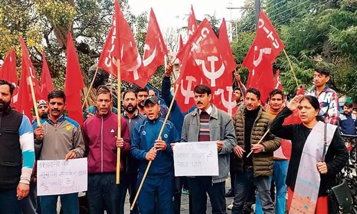 एमएसपी उत्पादकों, मजदूरों ने चंबा में विरोध प्रदर्शन किया