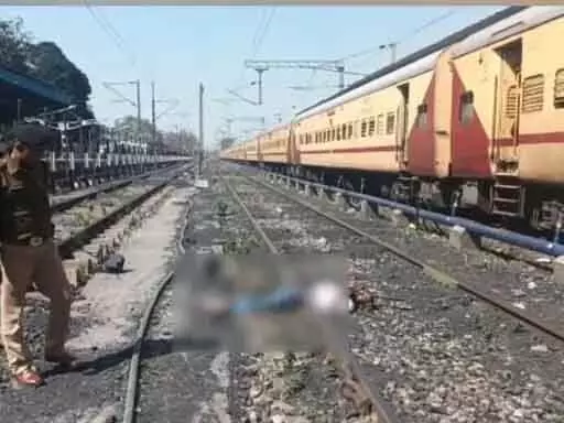 रेलवे कर्मी की खुदकुशी का मामला, प्रताड़ित करने वाली महिलाओं पर नहीं हो रही कार्रवाई