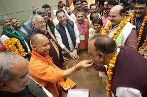 राज्यसभा चुनाव : यूपी में भाजपा को 8 सीटें और सपा को 2 पर मिली जीत
