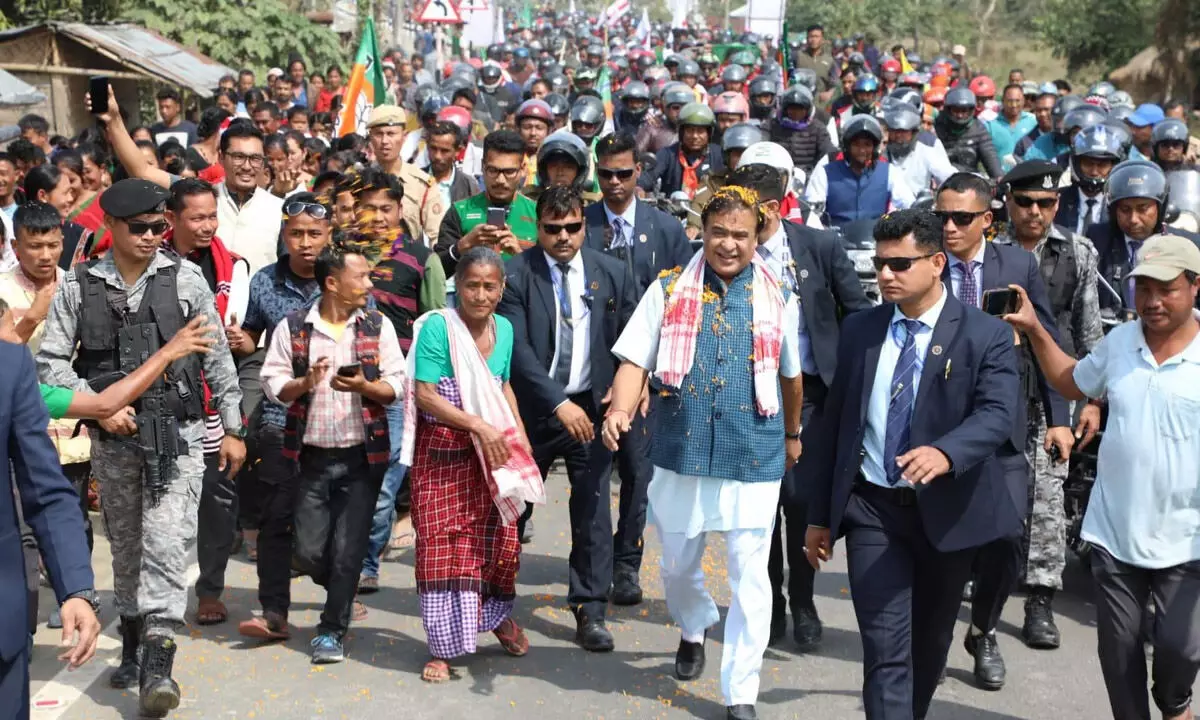 असम के सीएम हिमंत बिस्वा सरमा ने कांग्रेस नेता राणा गोस्वामी को बीजेपी में शामिल होने के लिए आमंत्रित