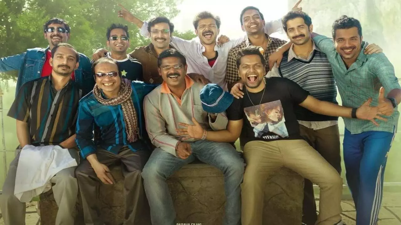 श्रीनाथ भासी की सर्वाइवल फ़िल्म सौबिन शाहिर में एक कैमियो भूमिका निभाई
