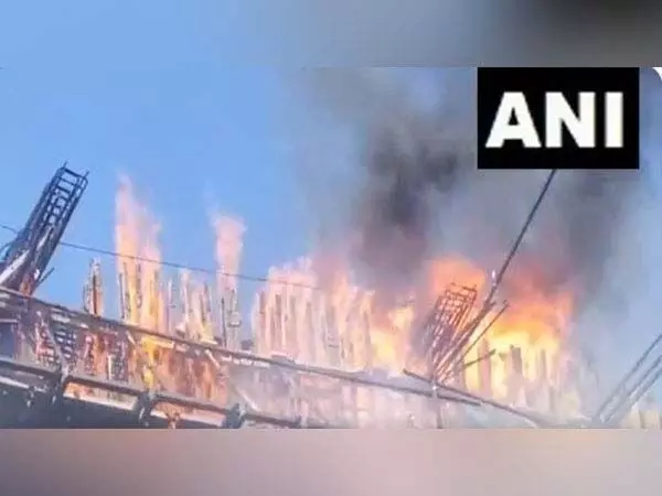 मेरठ में निर्माणाधीन रैपिड ट्रांजिट सिस्टम स्टेशन पर लगी भीषण आग
