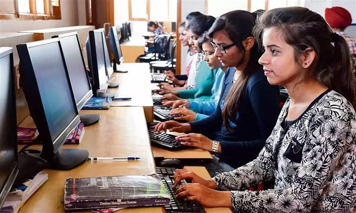 डीएचई विद्यार्थियों के कौशल को बढ़ाने के लिए 5 ऑनलाइन पाठ्यक्रम शुरू करेगा