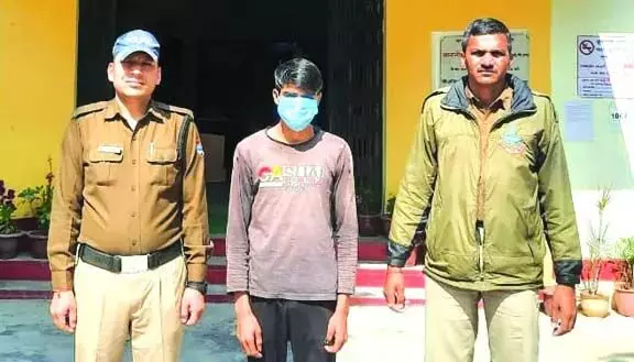 पुलिस ने अपहरण के आरोप में भगोड़े इनामी को किया गिरफ्तार