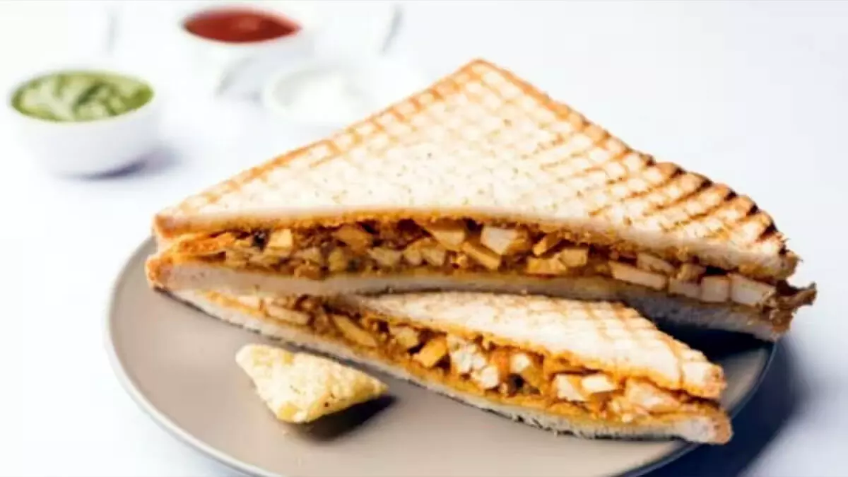 लजीज पनीर टिक्का सैंडविच की रेसिपी