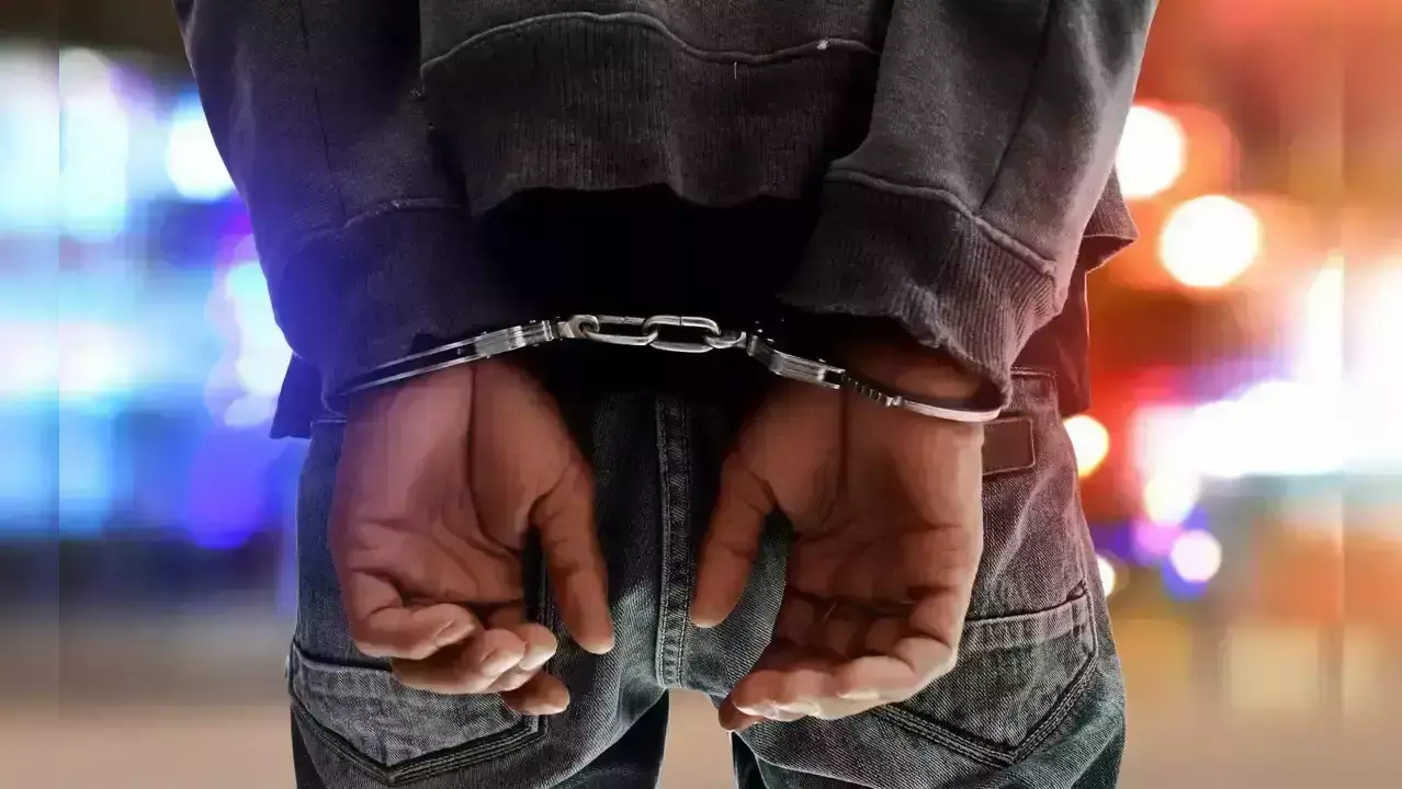 एसटीएफ, स्वॉट टीम व थाना पुलिस ने व्यापम घोटाले का आरोपी को जेल से निकलते ही किया गिरफ्तार