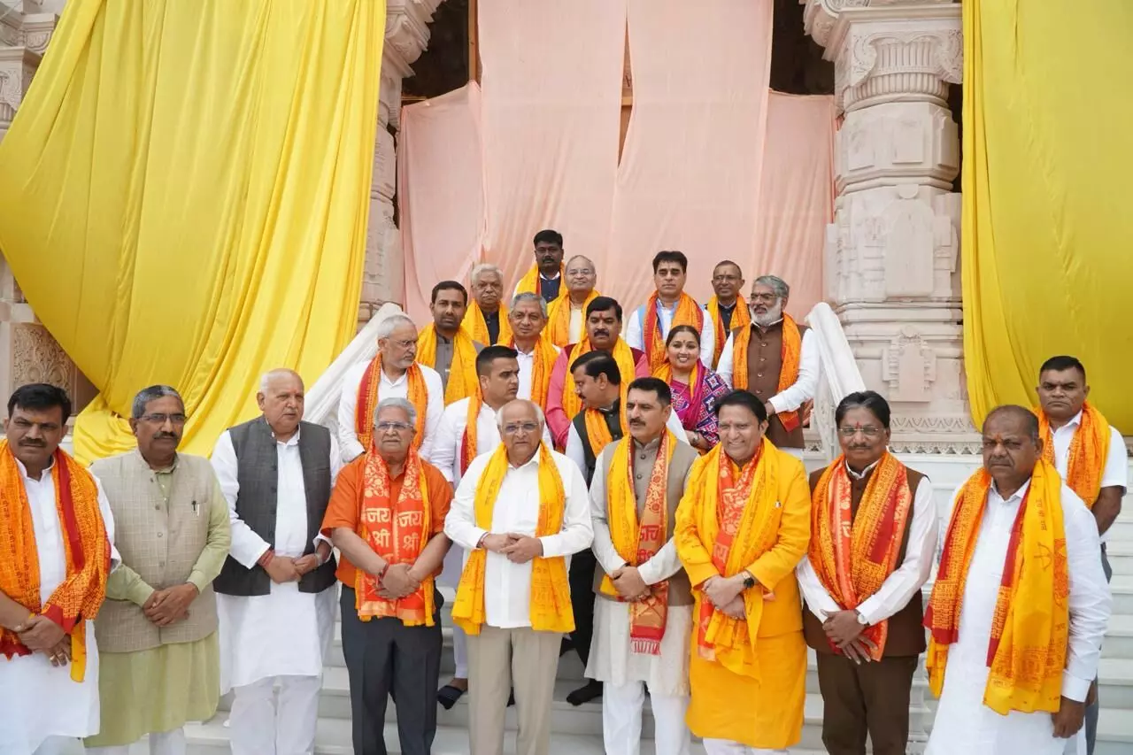 मुख्यमंत्री श्री भूपेंद्र पटेल एवं राज्य मंत्रिमंडल के सदस्यों ने अयोध्या स्थित भव्य राम मंदिर में रामलला के श्रद्धापूर्वक दर्शन-पूजन किए