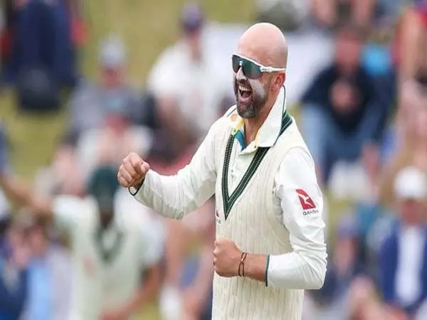 ऑस्ट्रेलिया ने नाथन लियोन के दस विकेट के दम पर पहले टेस्ट में न्यूजीलैंड के खिलाफ जीत हासिल की