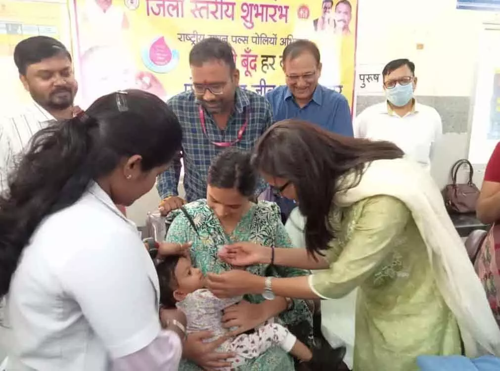 दुर्ग जिले में पल्स पोलियो अभियान के प्रथम दिवस में आशातित उपलब्धि