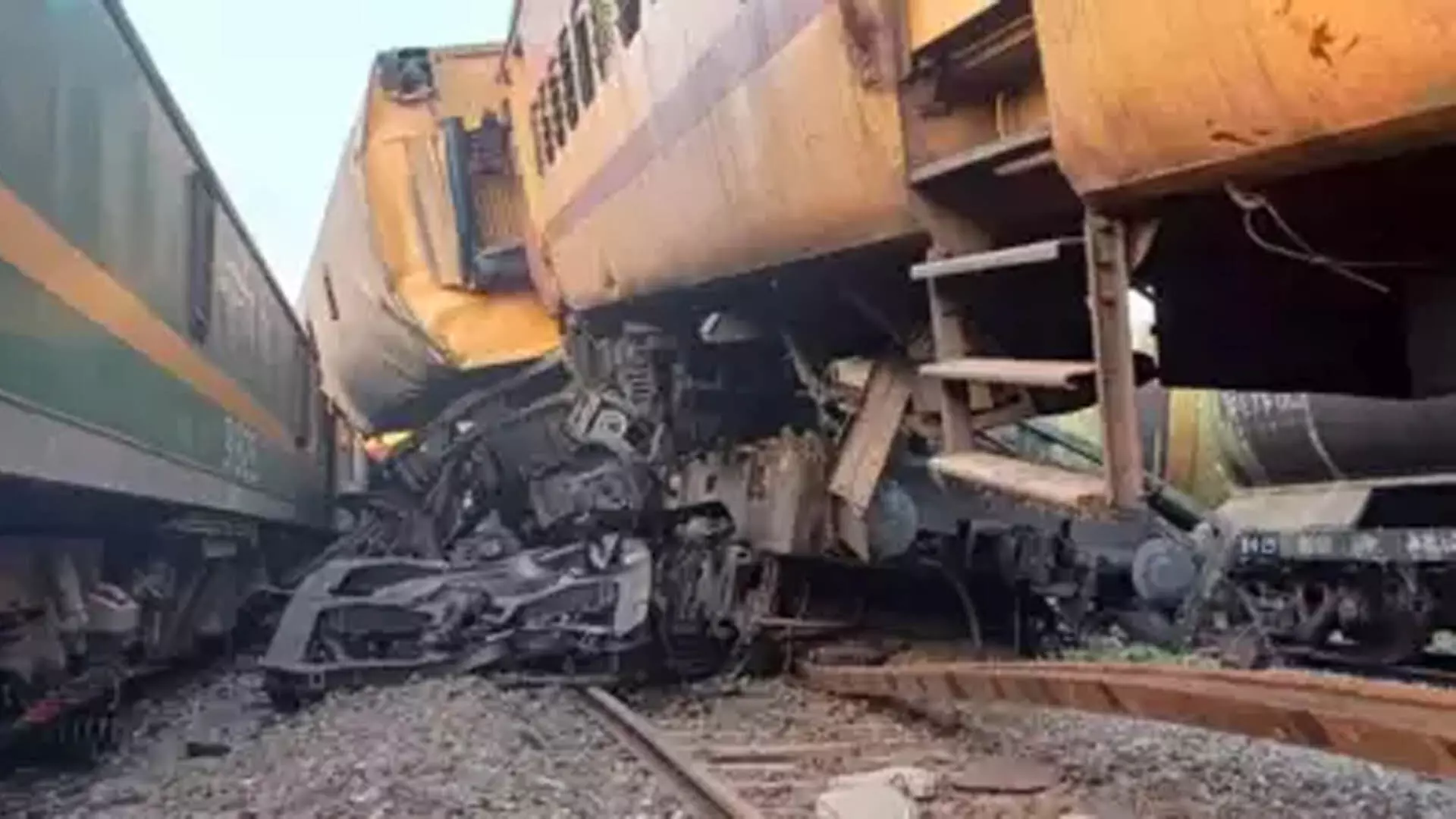 आंध्र प्रदेश में दुर्घटना का कारण बना: रेल मंत्री अश्विनी वैष्णव