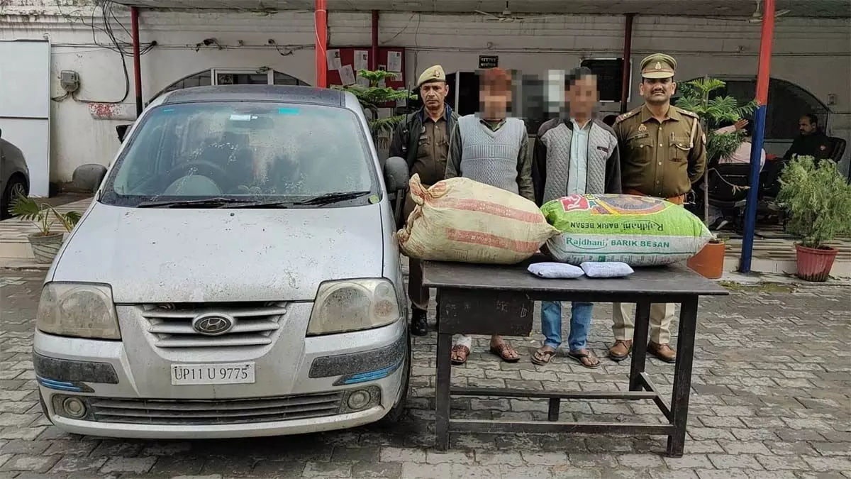 कार से 30 किलो गांजा बरामद, 2 आरोपी गिरफ्तार