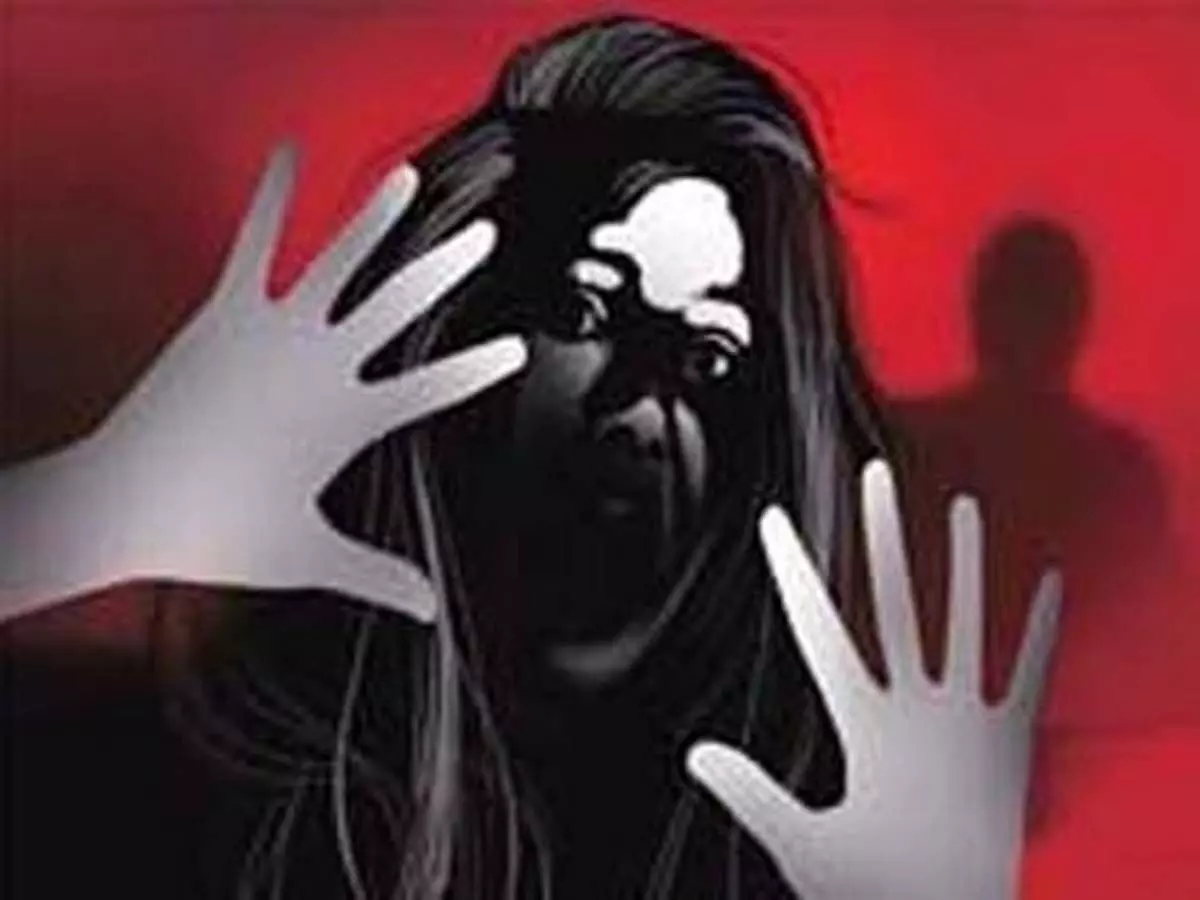 21 वर्षीय स्टेज कलाकार के साथ झारखंड में सामूहिक बलात्कार किया