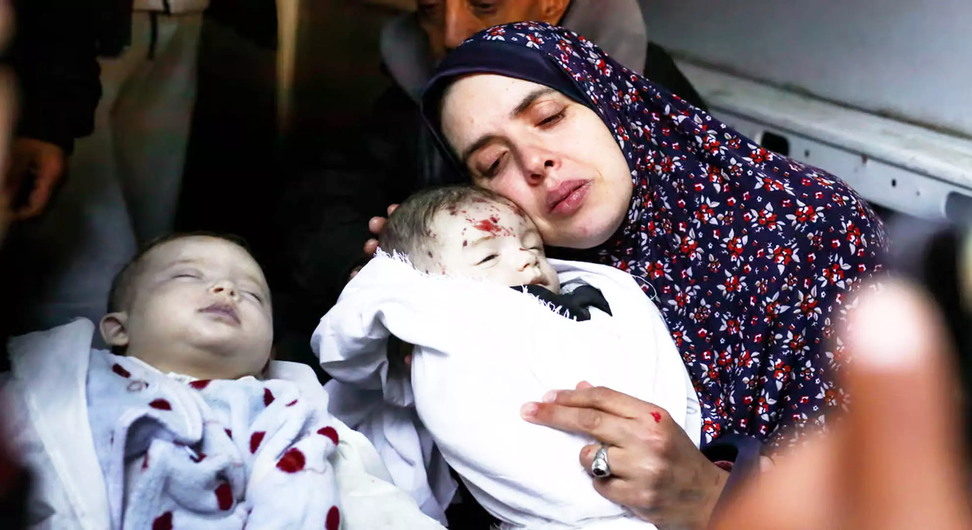 10 साल की कोशिश के बाद एक फिलिस्तीनी महिला को जुड़वाँ बच्चे हुए