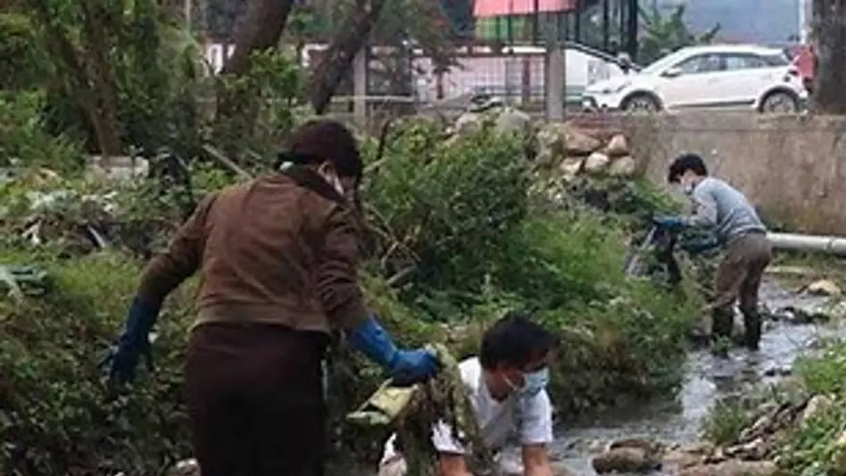 ईटानगर में विश्व वन्यजीव दिवस समारोह के हिस्से के रूप में एनजीओ ने नदी की सफाई की