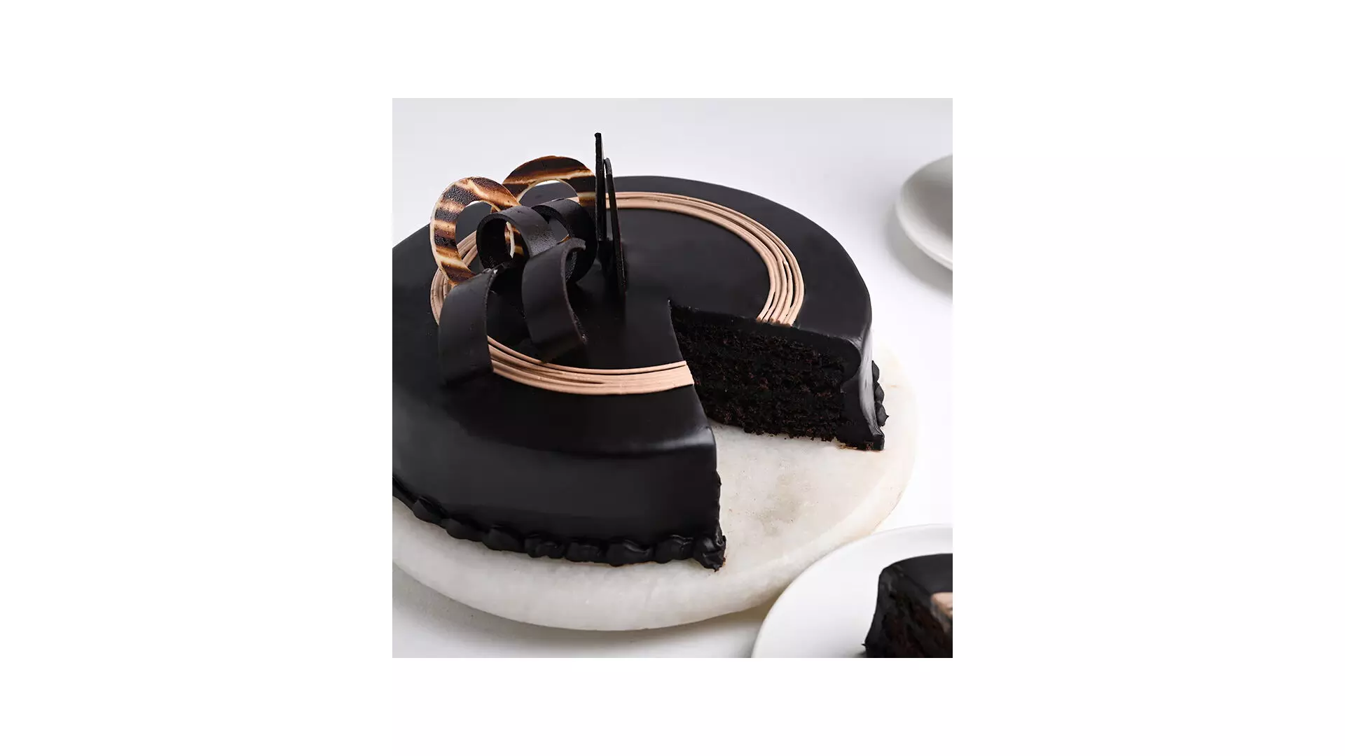 चॉकलेट ट्रफल केक से करें अपने प्यार का इजहार, जानें इसे बनाने की विधि और रेसिपी