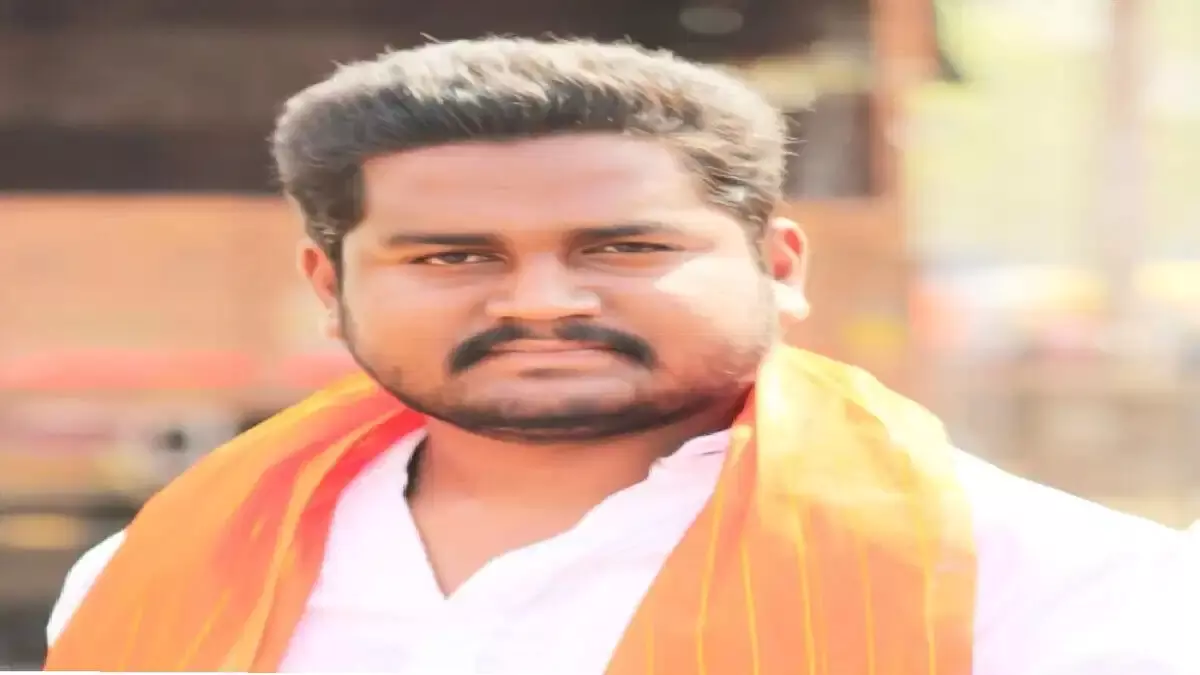 भाजपा कार्यकर्ता हत्या: तीन गिरफ्तार, मारने से पहले आंखों में मिर्ची पाउडर फेंका