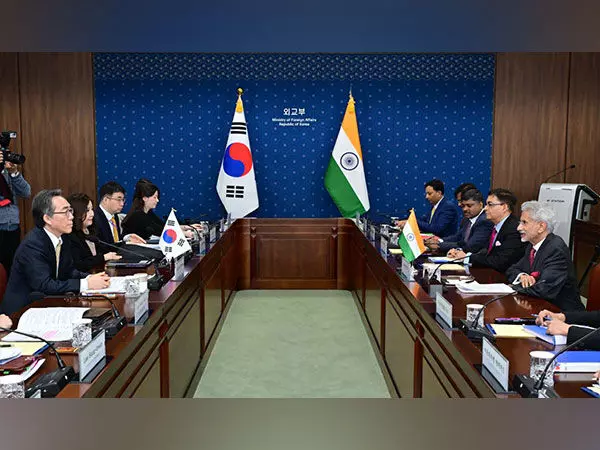 जयशंकर और दक्षिण कोरियाई समकक्ष ने सियोल में द्विपक्षीय संबंधों के विस्तार पर बातचीत की
