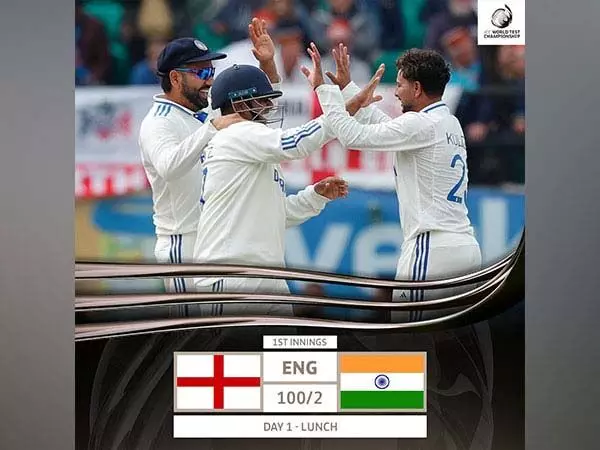 भारत के खिलाफ पांचवें और अंतिम टेस्ट मैच में क्रॉली के अर्धशतक से इंग्लैंड को तीन अंकों का आंकड़ा छूने में मिली मदद दिन 1, लंच)