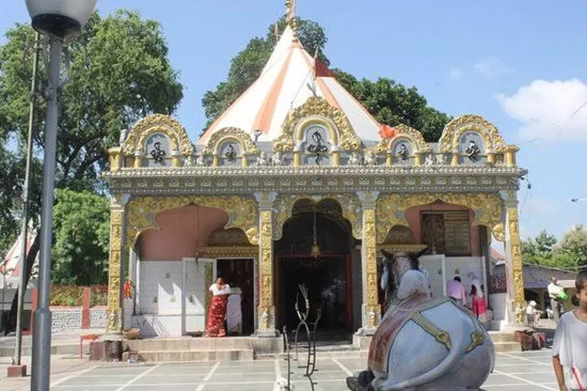 सोनितपुर जिले में महाभैरब मंदिर शिवरात्रि के लिए सजाया गया