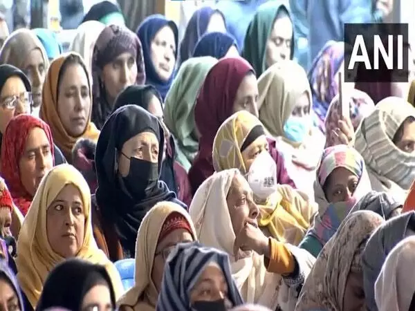 2024 में PM मोदी की वापसी के लिए समर्थन का वादा करते हुए, मुस्लिम महिलाओं ने तीसरी बार मोदी की सरकार के लगाए नारे