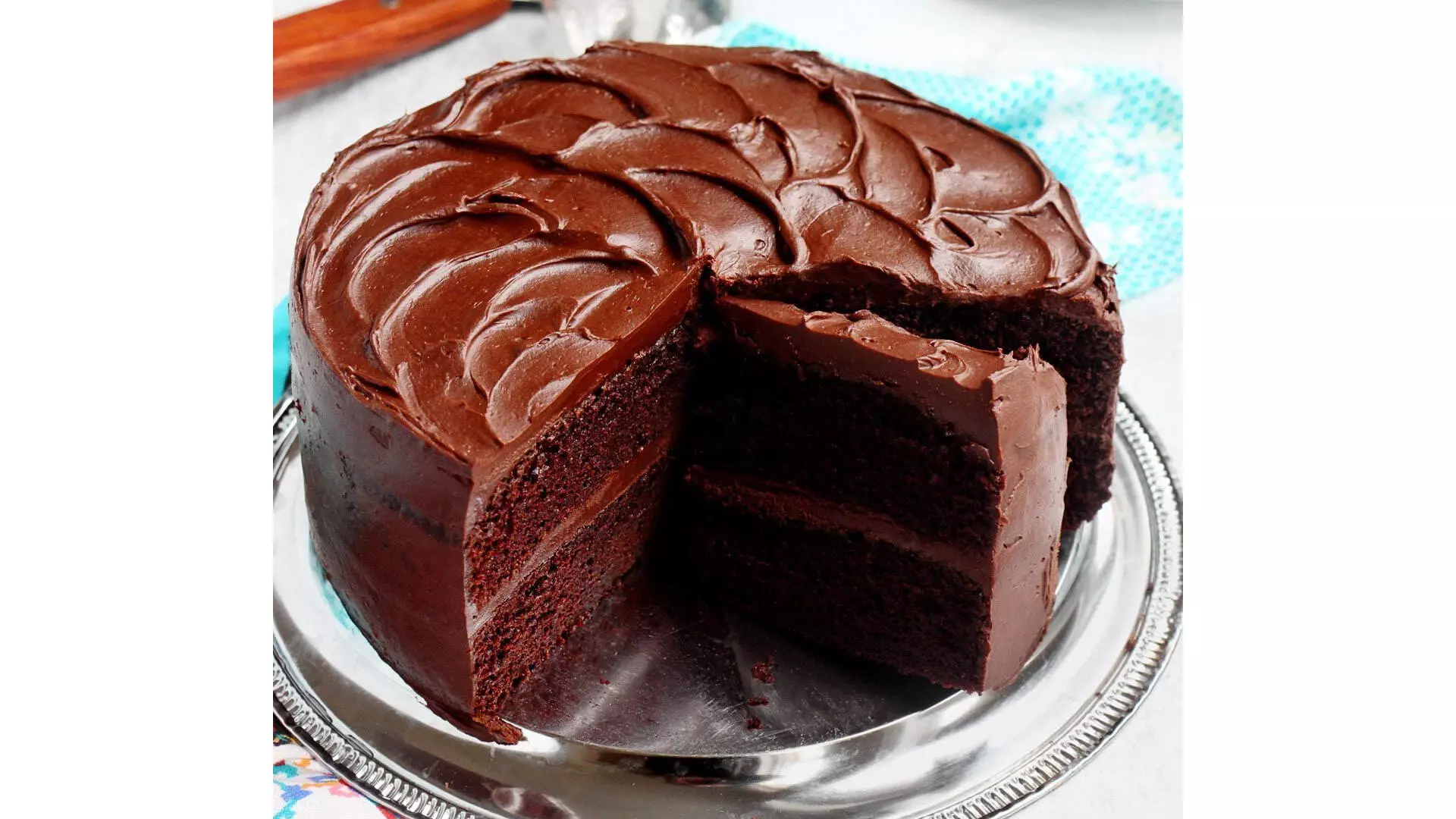 घर पर बनाएं चॉकलेट केक, रेसिपी